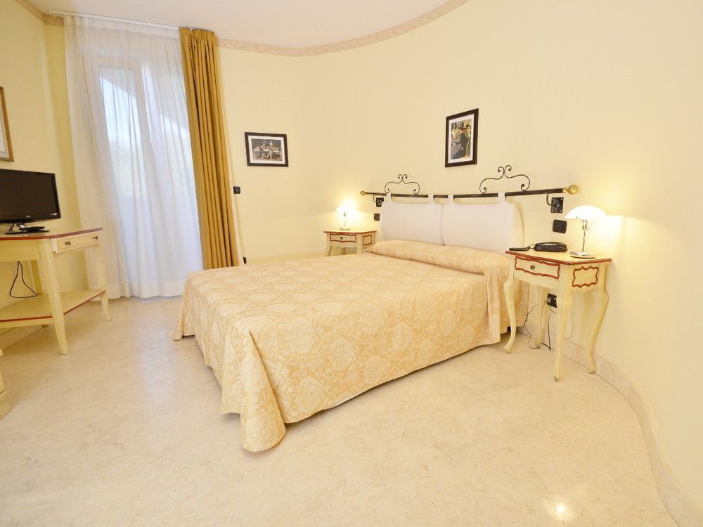 Relais Du Lac Desenzano del Garda Ngoại thất bức ảnh